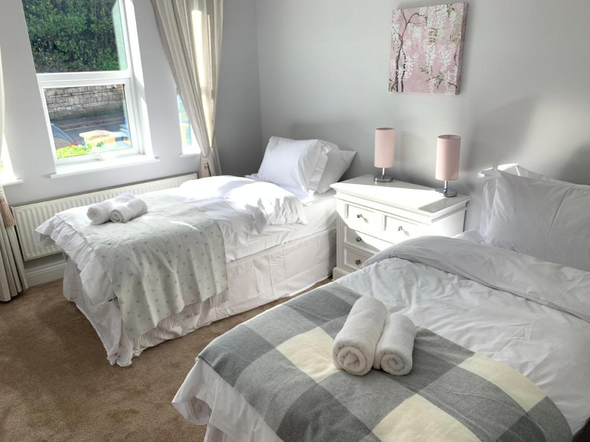 Spacious 2 Bed Apartment With Off Street Parking Bath Exteriér fotografie